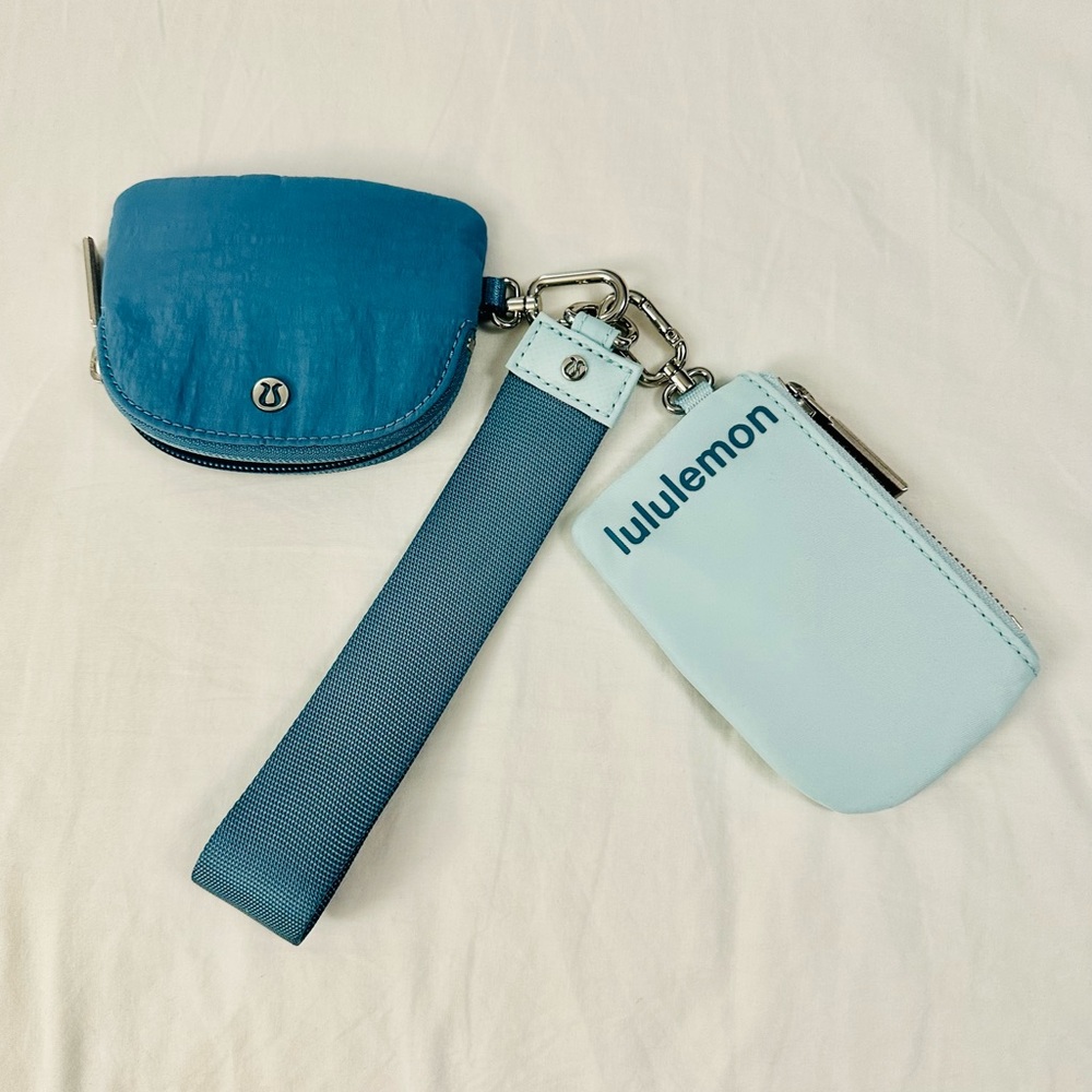 Lululemon dual pouch wristlet